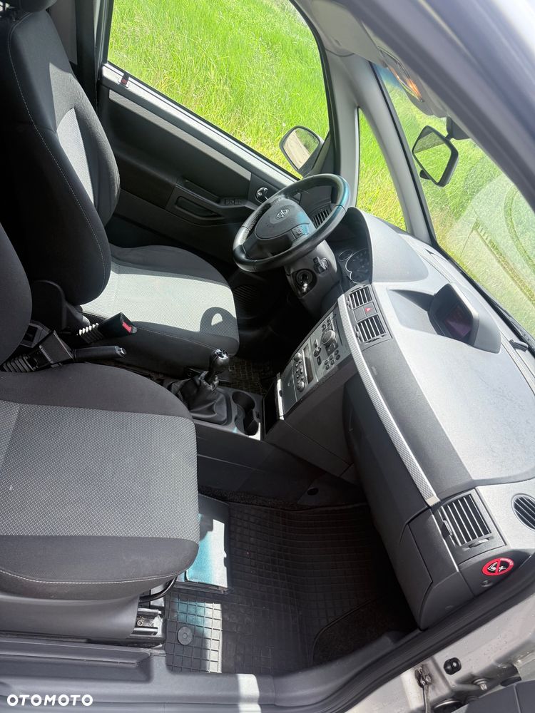 Opel Meriva 1.6 Cosmo - 7