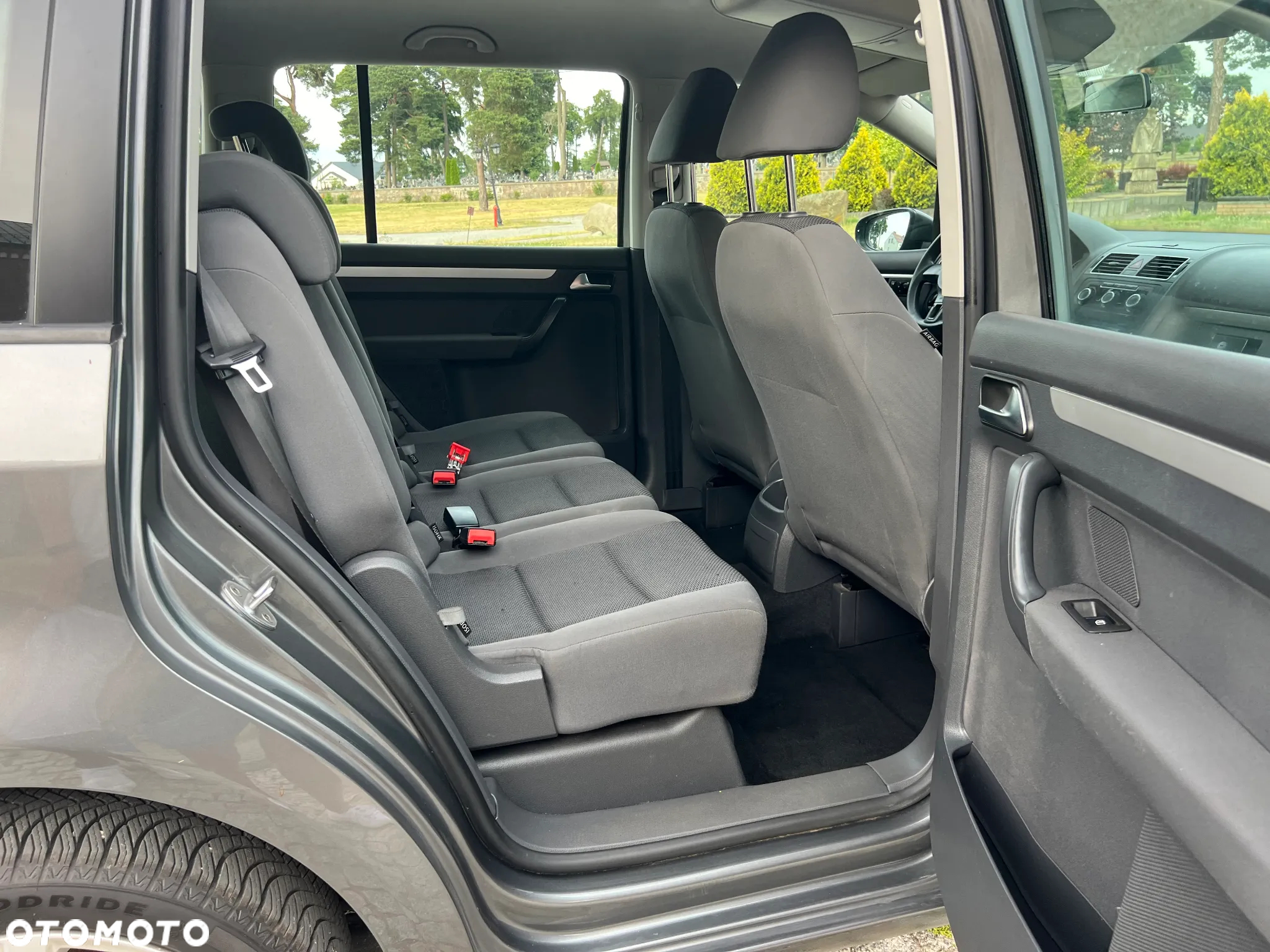 Volkswagen Touran 1.6 TDI DPF Highline - 15