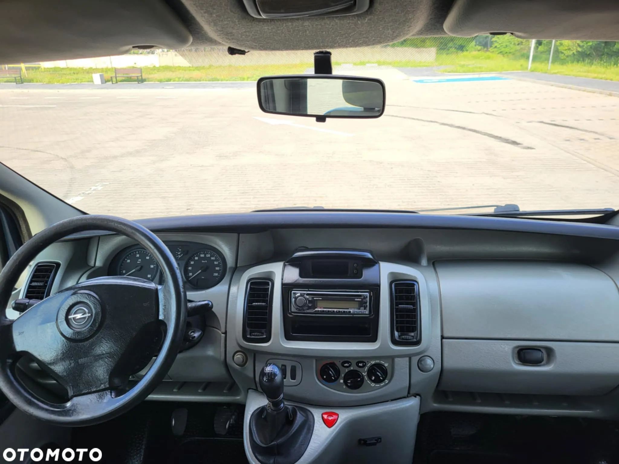 Opel Vivaro - 15