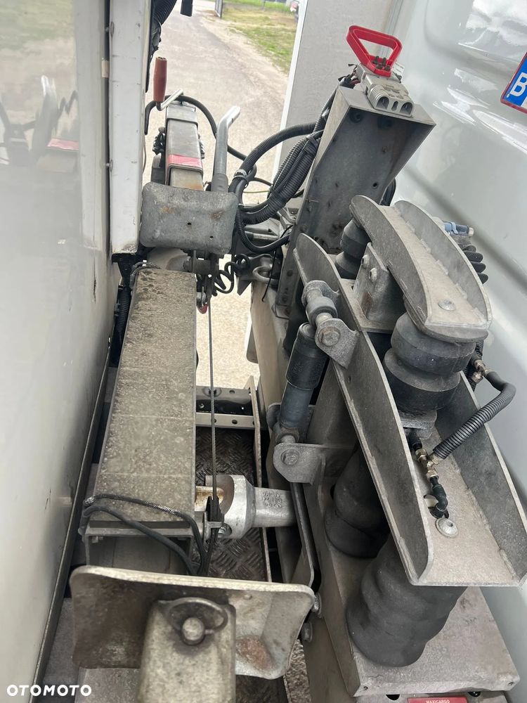 Iveco Daily 35C18 BT (466) - 22