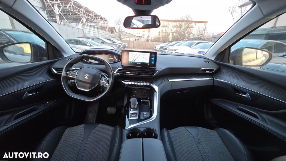 Peugeot 3008 PureTech 130 Stop & Start GPF EAT8 Allure Pack - 11