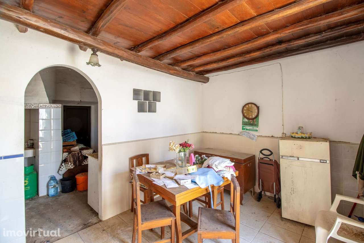 MORADIA COM TERRENO PERTO DA COSTA, BURGAU - Grande imagem: 5/9