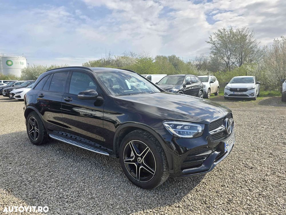 Mercedes-Benz GLC - 3