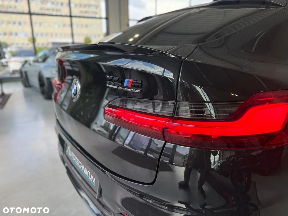 BMW X4 xDrive M - 28