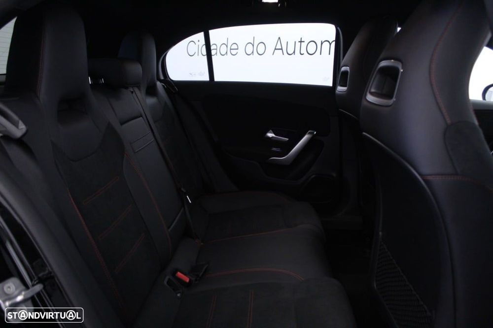Mercedes-Benz A 250 e AMG Line - 15