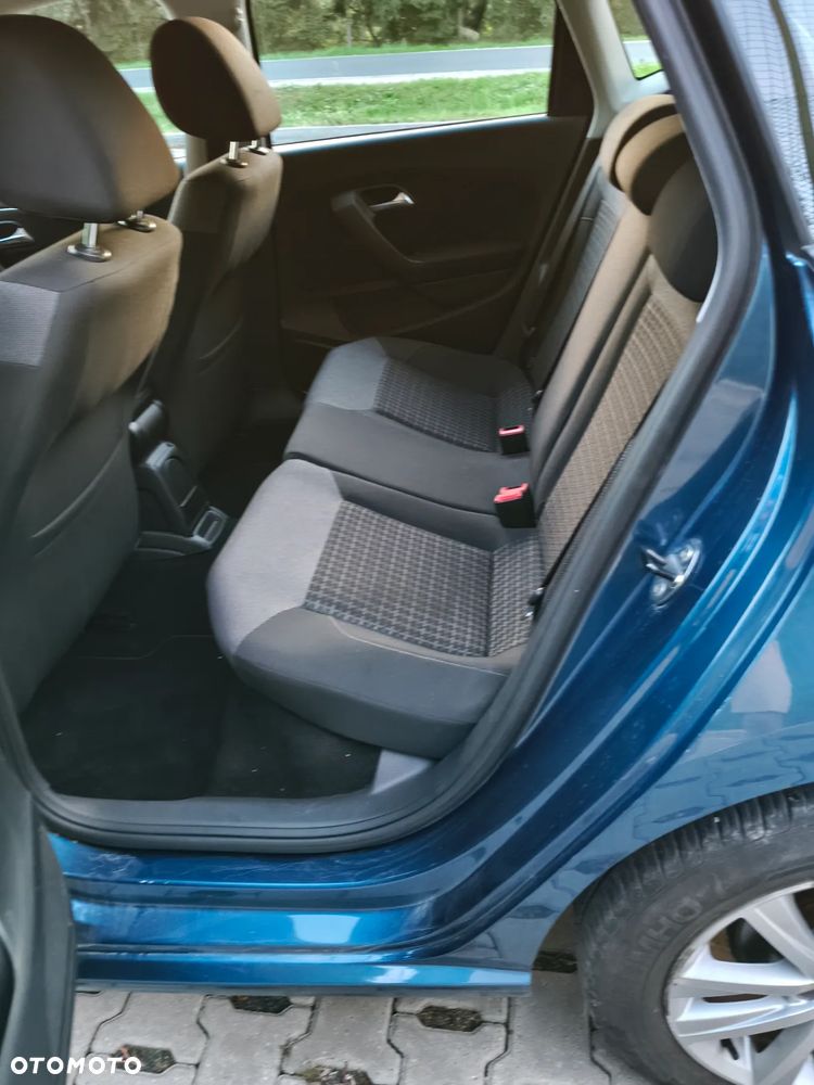 Volkswagen Polo 1.4 TDI (Blue Motion Technology) Comfortline - 11