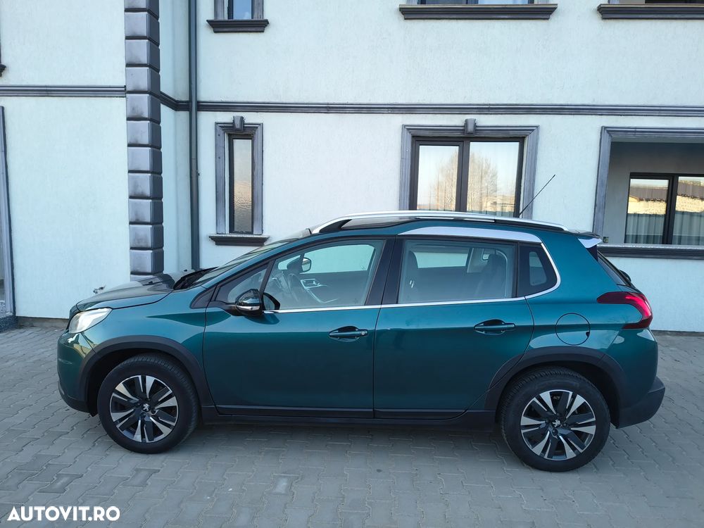 Peugeot 2008 1.2 PureTech Turbo Allure - 3