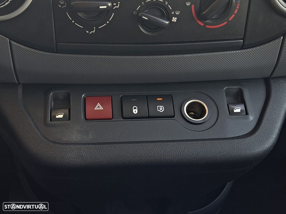 Citroën Berlingo 1.6 BlueHDi Feel Edition ETG6 - 20