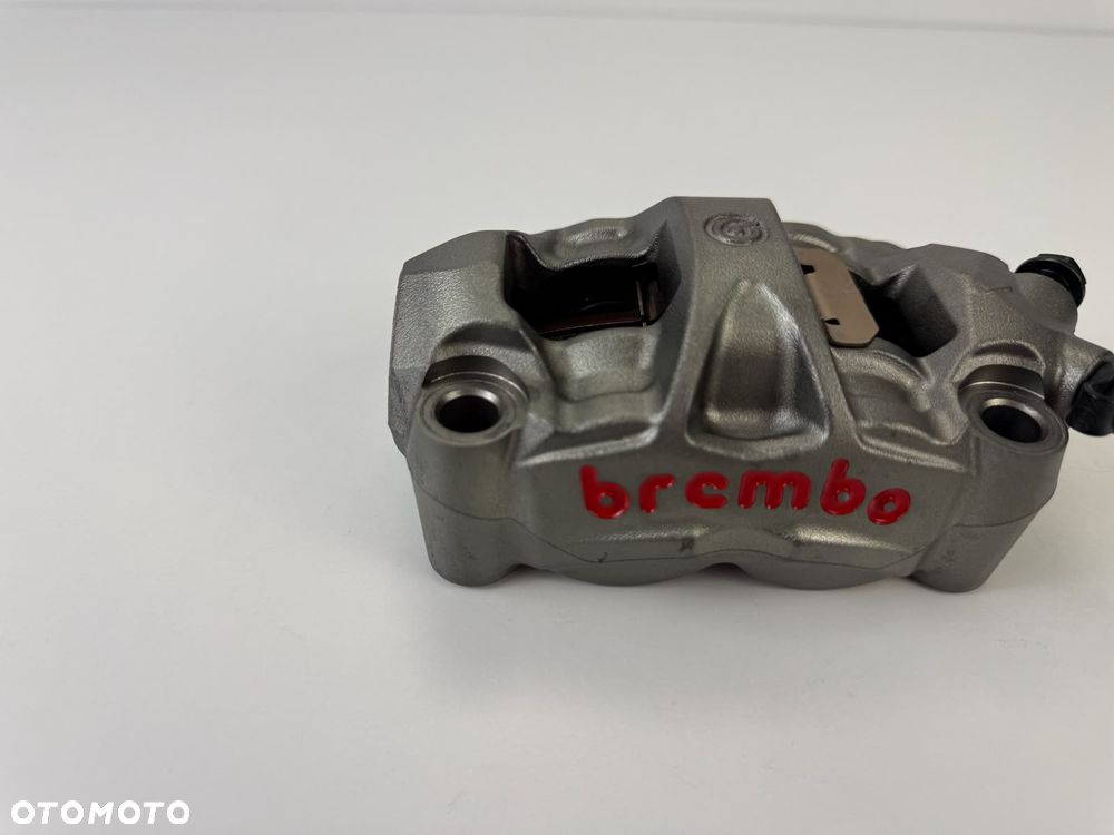 Zacisk hamulcowy przedni prawy Triumph Street Triple 765 RS 2022- - 3