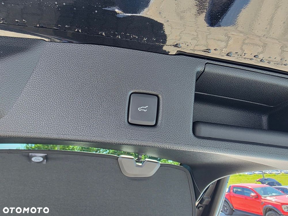Ford Kuga - 30