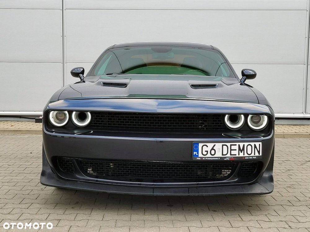 Dodge Challenger - 6