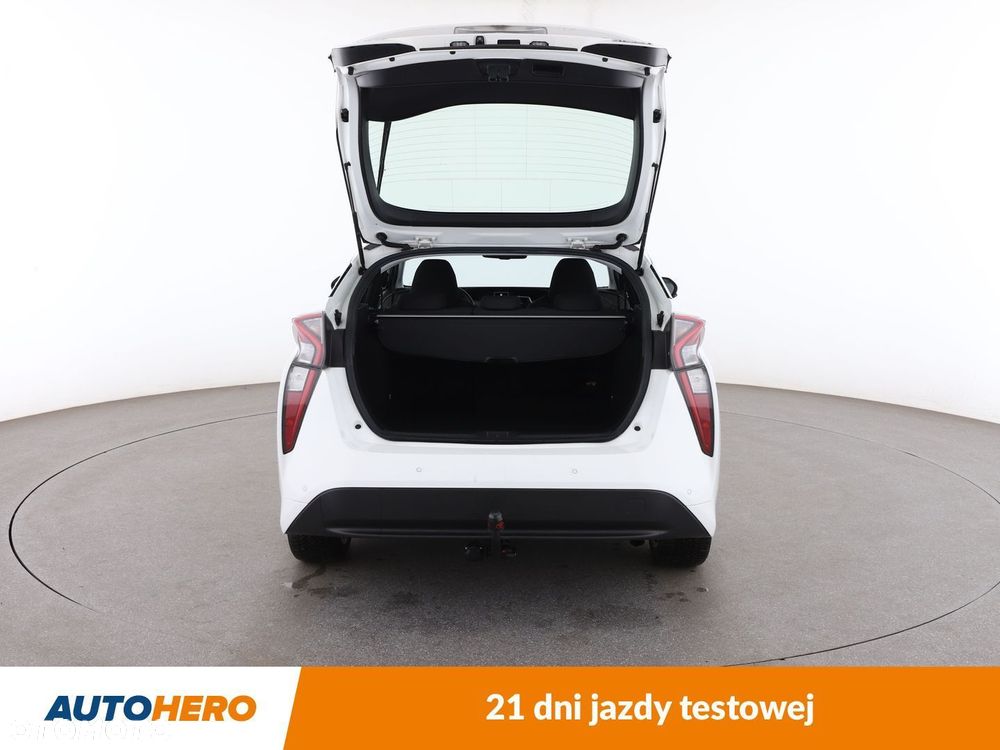 Toyota Prius - 16