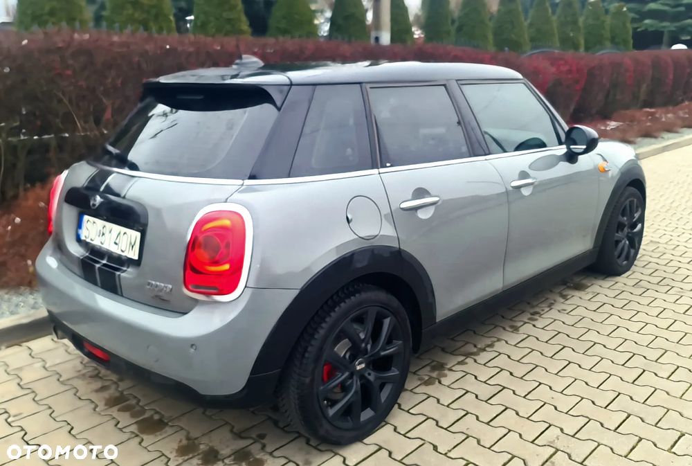 MINI Cooper Standard - 12