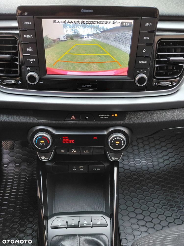 Kia Rio - 21