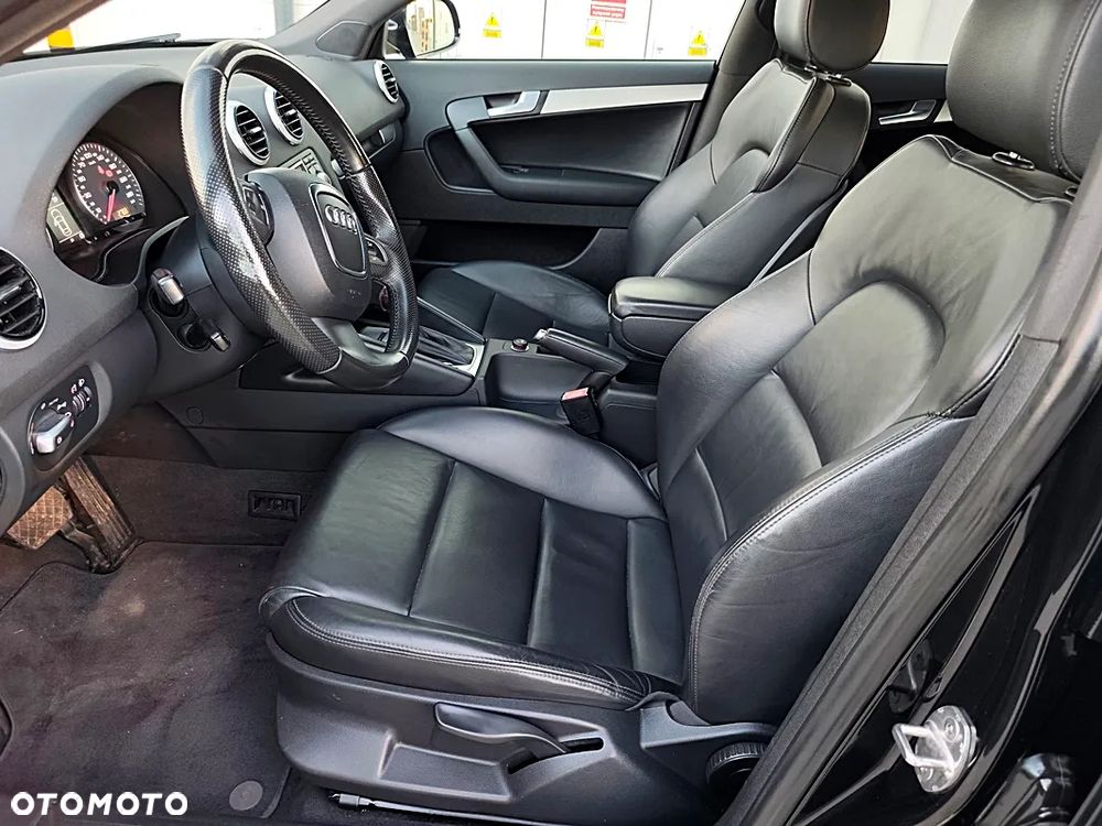Audi A3 Sportback - 8