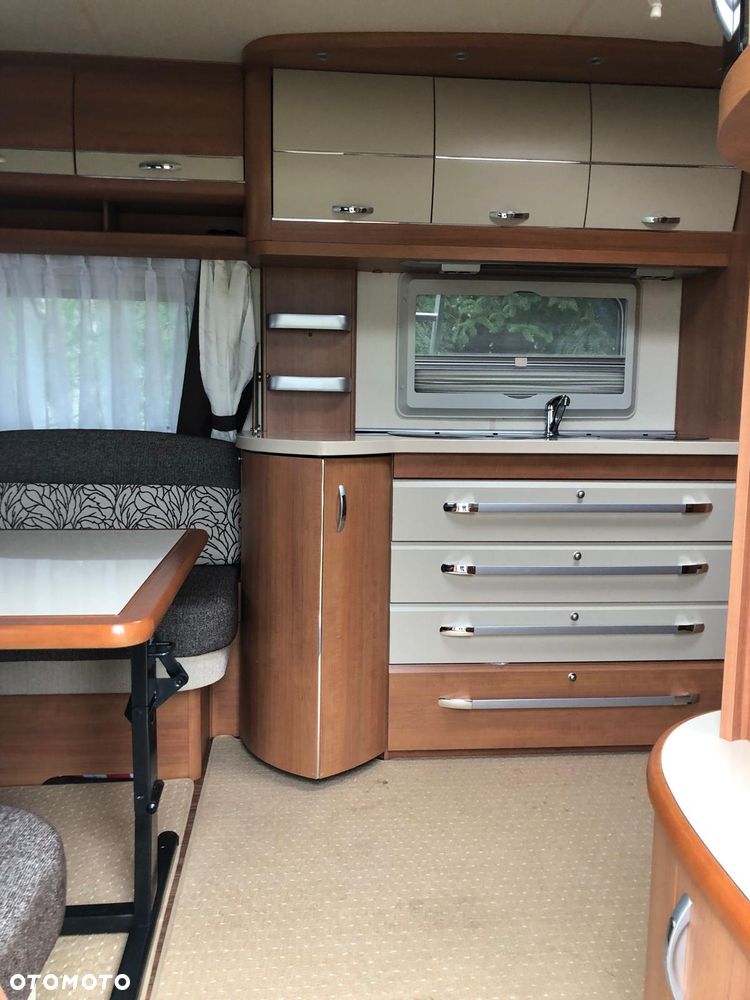 Hobby Excellent 560 UL - 12