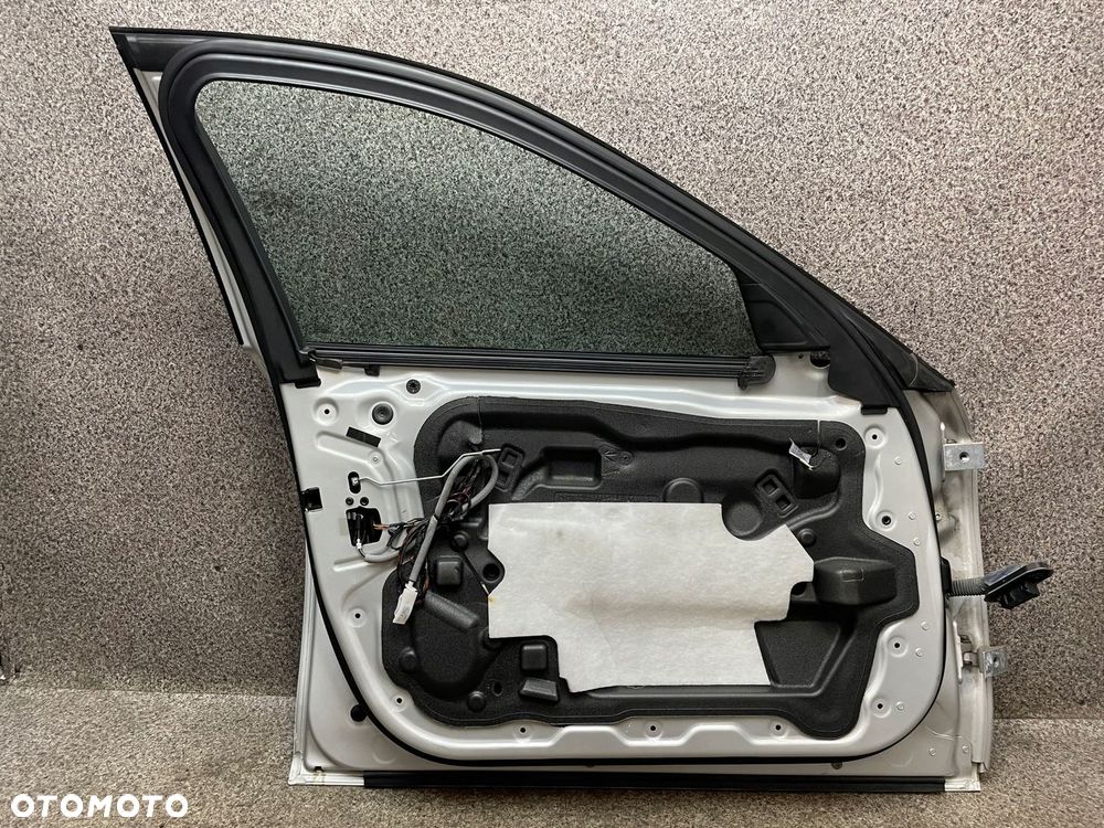 Drzwi szyba lewy przod przednie BMW F11 F10 354 srebrne 150 umAl ładne - 11