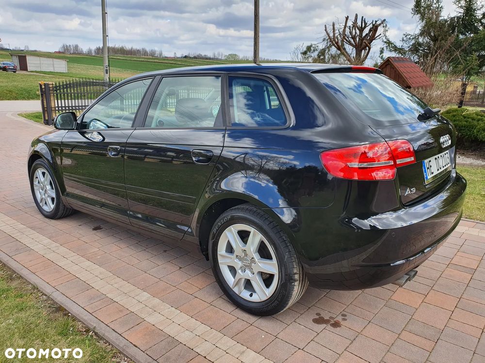 Audi A3 Sportback 2.0 TDI DPF Attraction - 5