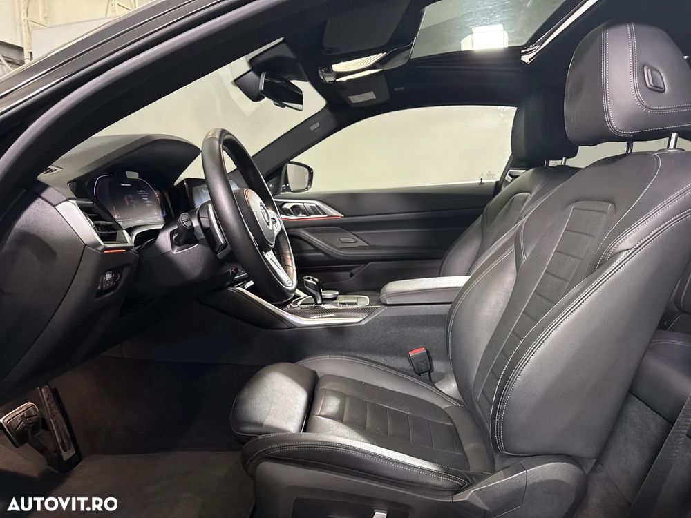 BMW M4 M440i xDrive - 28