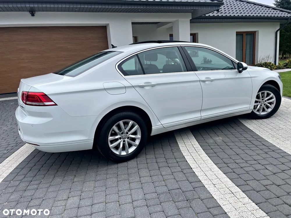 Volkswagen Passat 2.0 TDI SCR (BlueMotion Technology) DSG Comfortline - 10