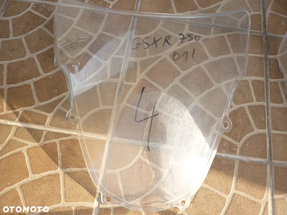 Szyba Suzuki GSX R 600-1000  K1-K3 - 5
