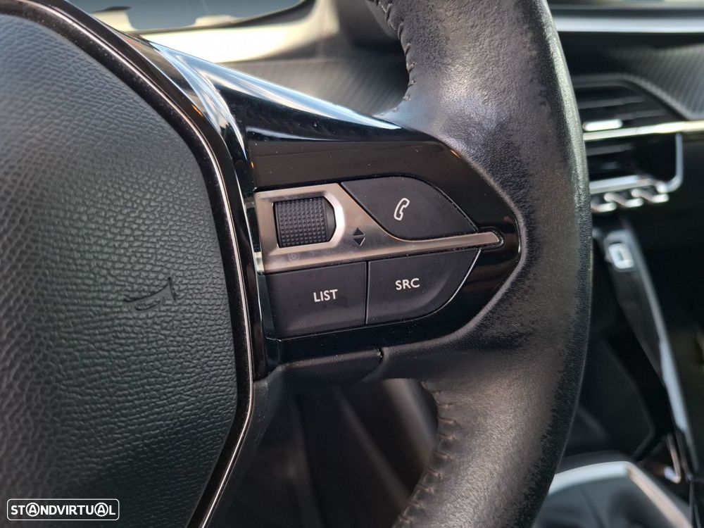 Peugeot 208 1.2 PureTech Active - 17