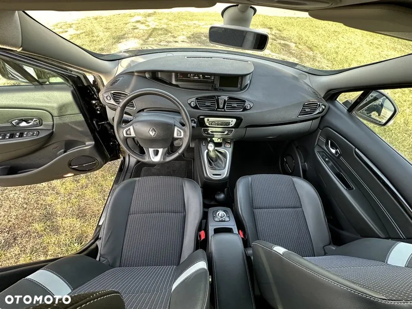 Renault Scenic - 22