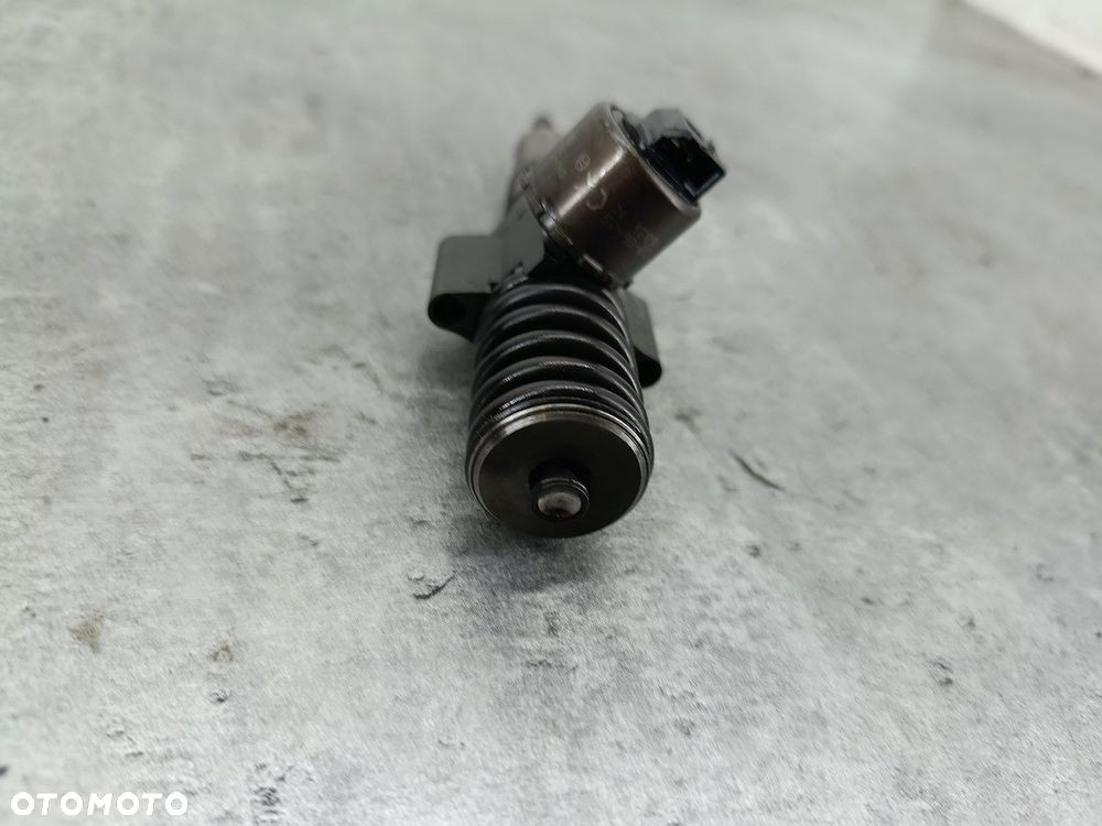 POMPOWTRYSK AUDI A3 8P 03G130073B 0414720402  BOSCH 2.0 TDI - 7