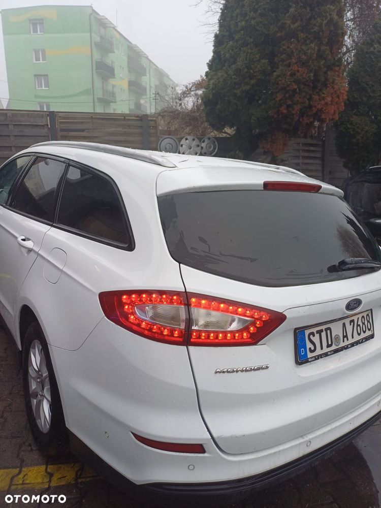 Ford Mondeo 2.0 TDCi ECOnetic Start-Stopp Business Edition - 4