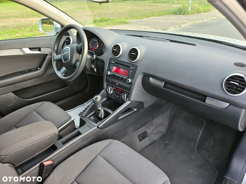 Audi A3 Sportback 1.6 Attraction - 7