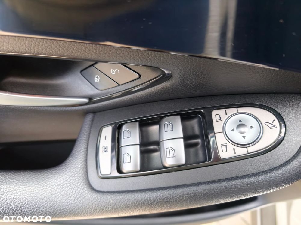 Mercedes-Benz GLC 200 d 4Matic 9G-TRONIC - 26