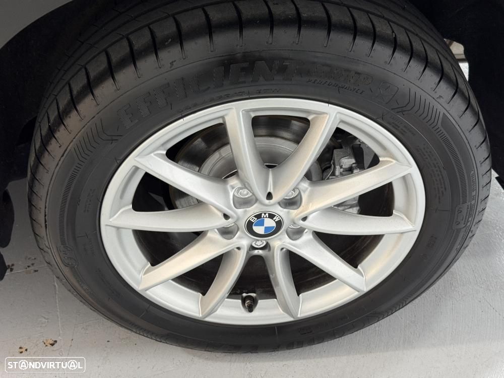 BMW X1 16 d sDrive Advantage - 23