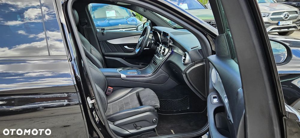 Mercedes-Benz GLC 220 d 4Matic 9G-TRONIC AMG Line - 10