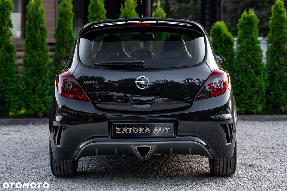 Opel Corsa 1.6T OPC - 8