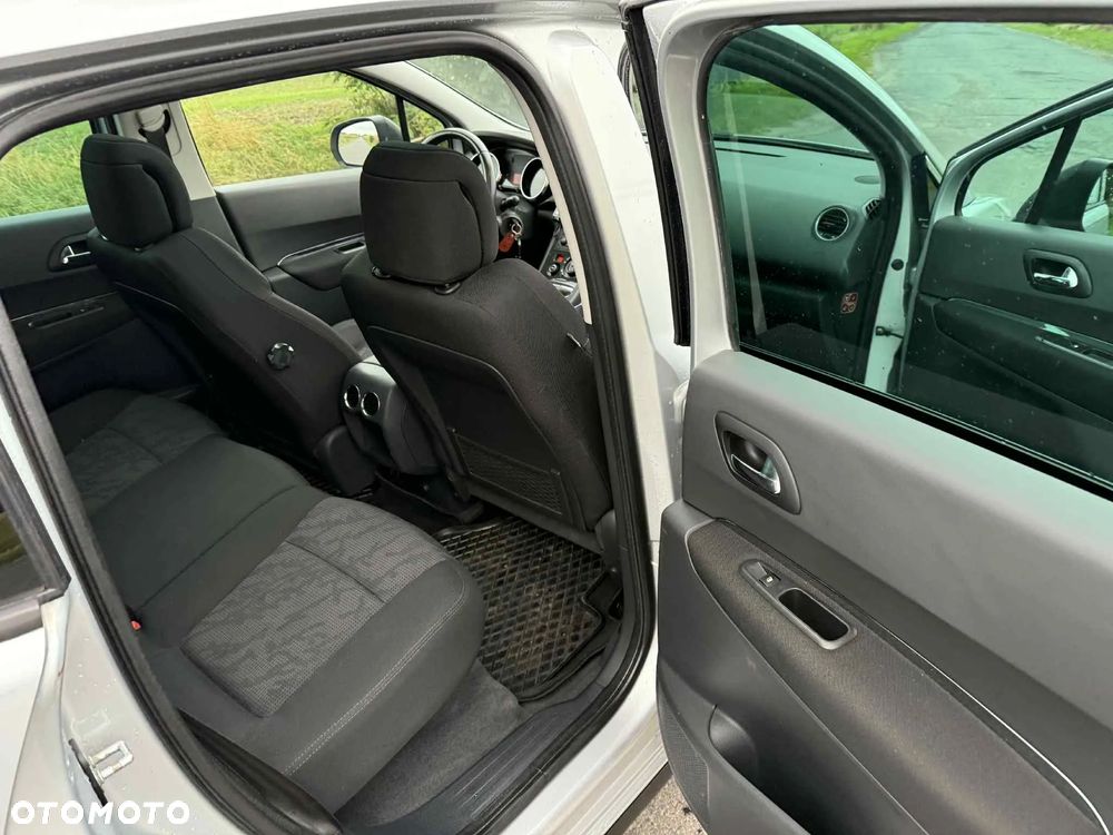 Peugeot 3008 1.6 Active - 6