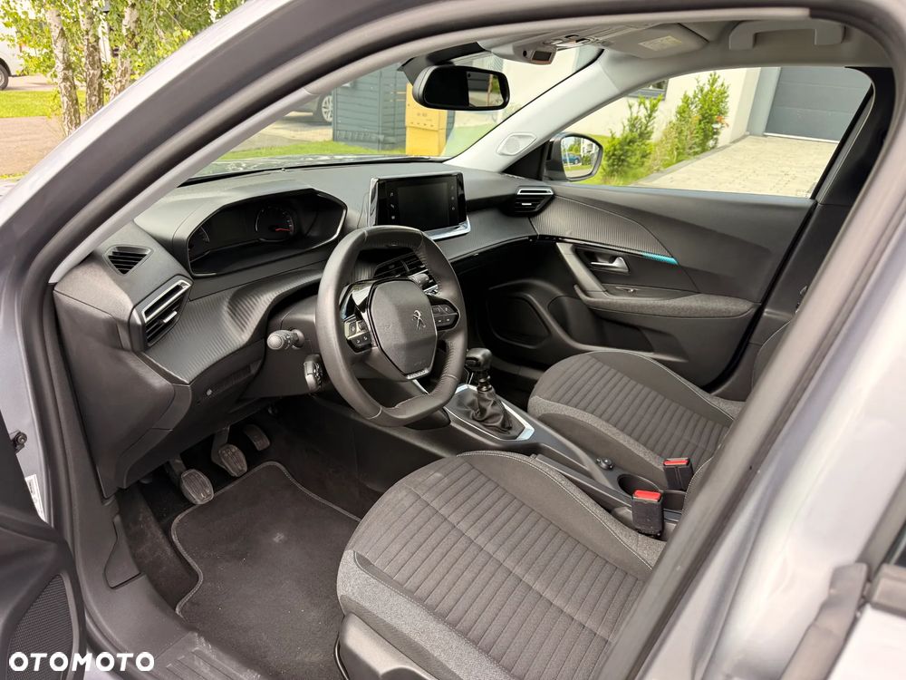 Peugeot 2008 1.2T Style S&S - 19