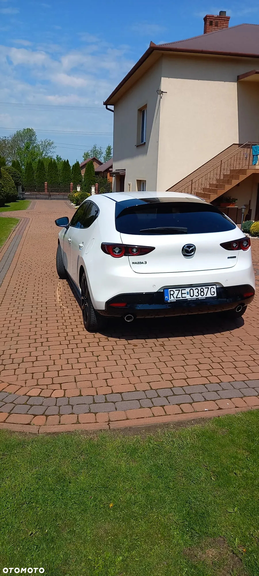 Mazda 3 e-SKYACTIV-G 150 M HYBRID DRIVE EXCLUSIVE-LINE - 4