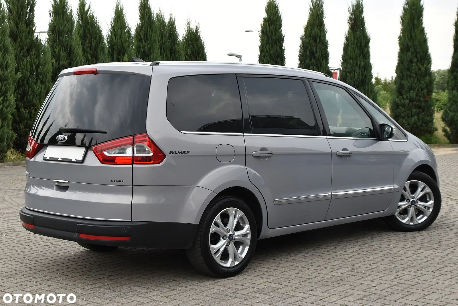 Ford Galaxy - 8