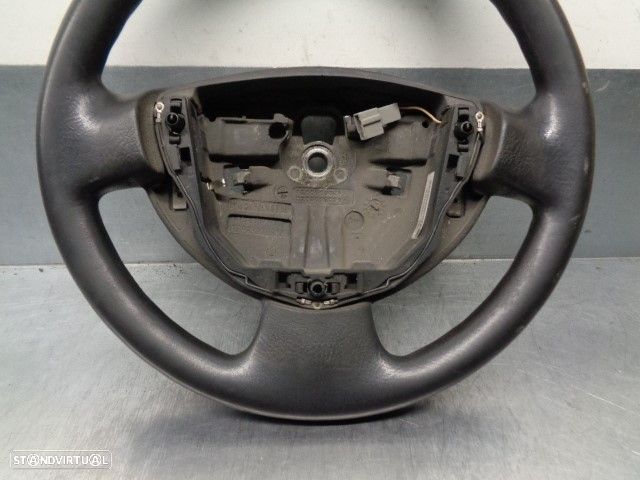 VOLANTE RENAULT CLIO II 2006 -8200057418 - 1