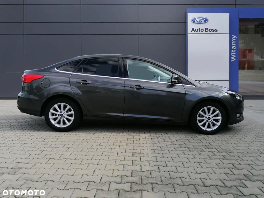 Ford Focus 1.5 EcoBoost Titanium ASS - 6