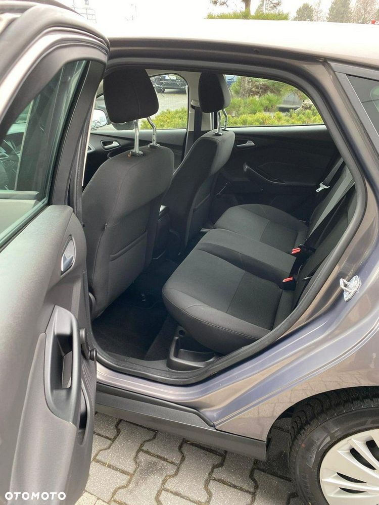 Ford Focus 1.0 EcoBoost Hybrid ACTIVE - 7