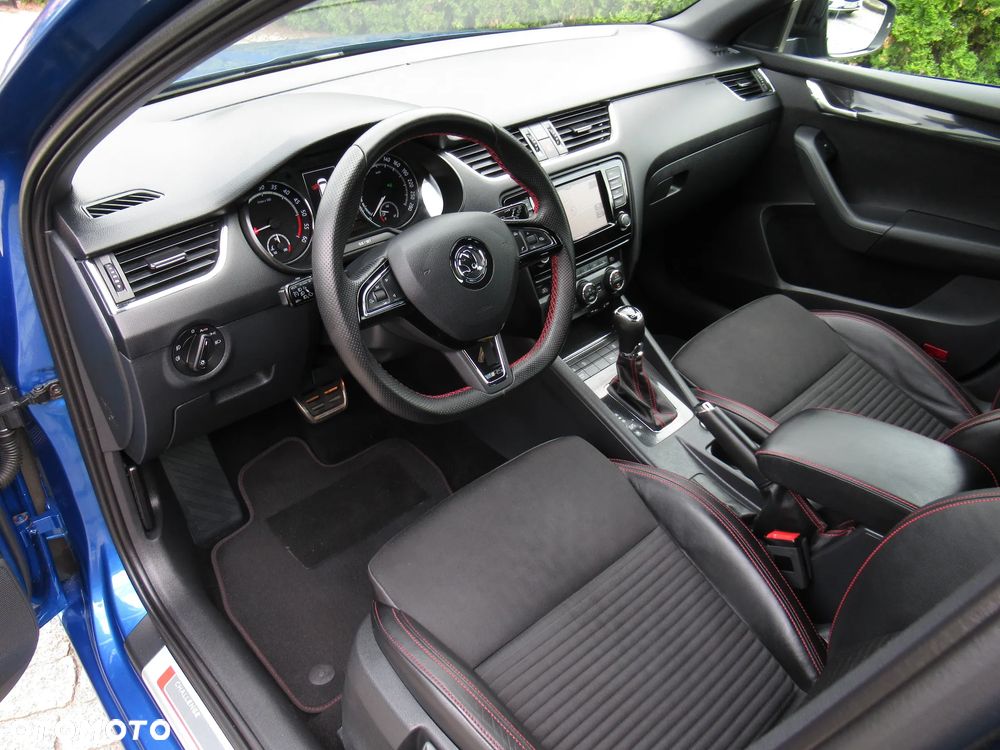 Skoda Octavia 2.0 TDI 4x4 DSG RS - 22