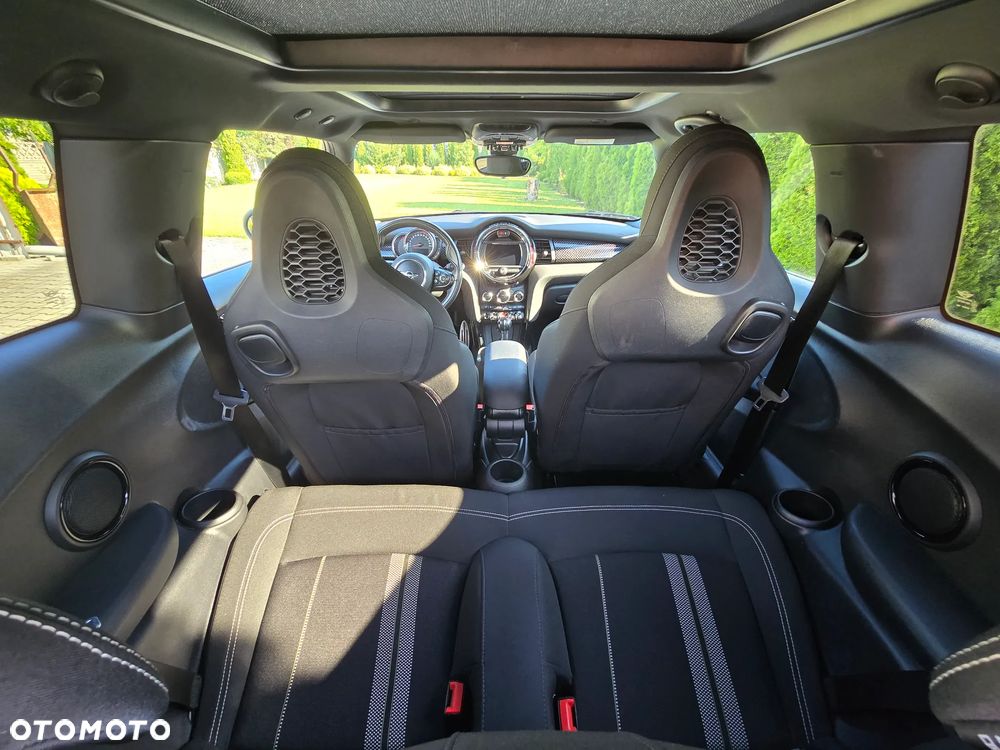 MINI John Cooper Works Essential Trim - 12