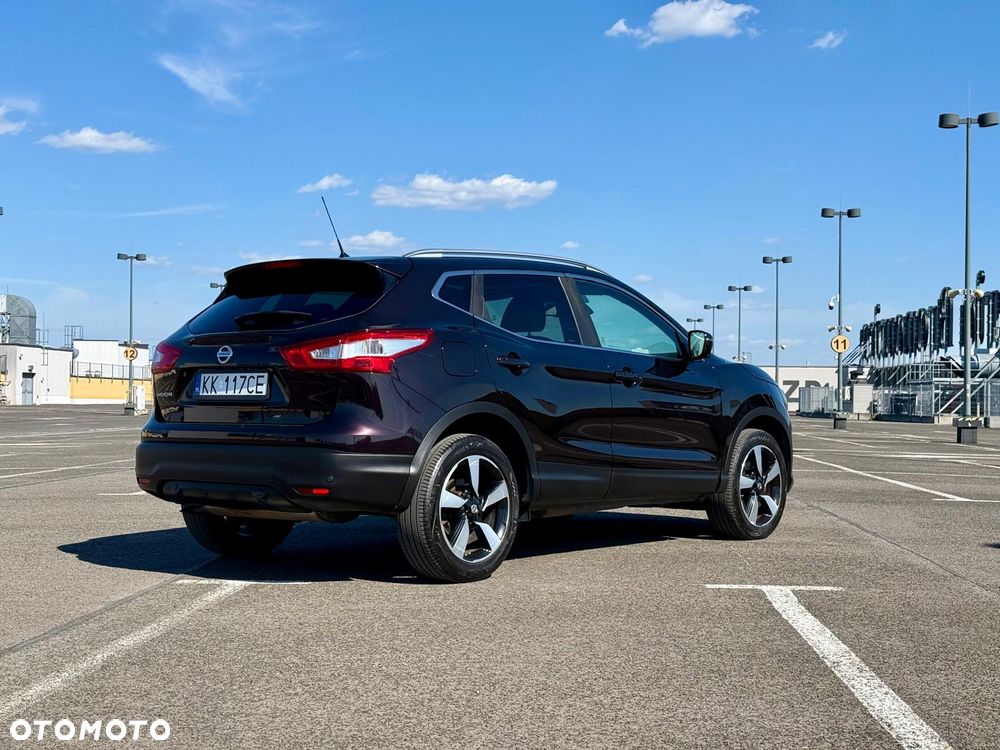 Nissan Qashqai 1.2 DIG-T N-Connecta EU6 - 3