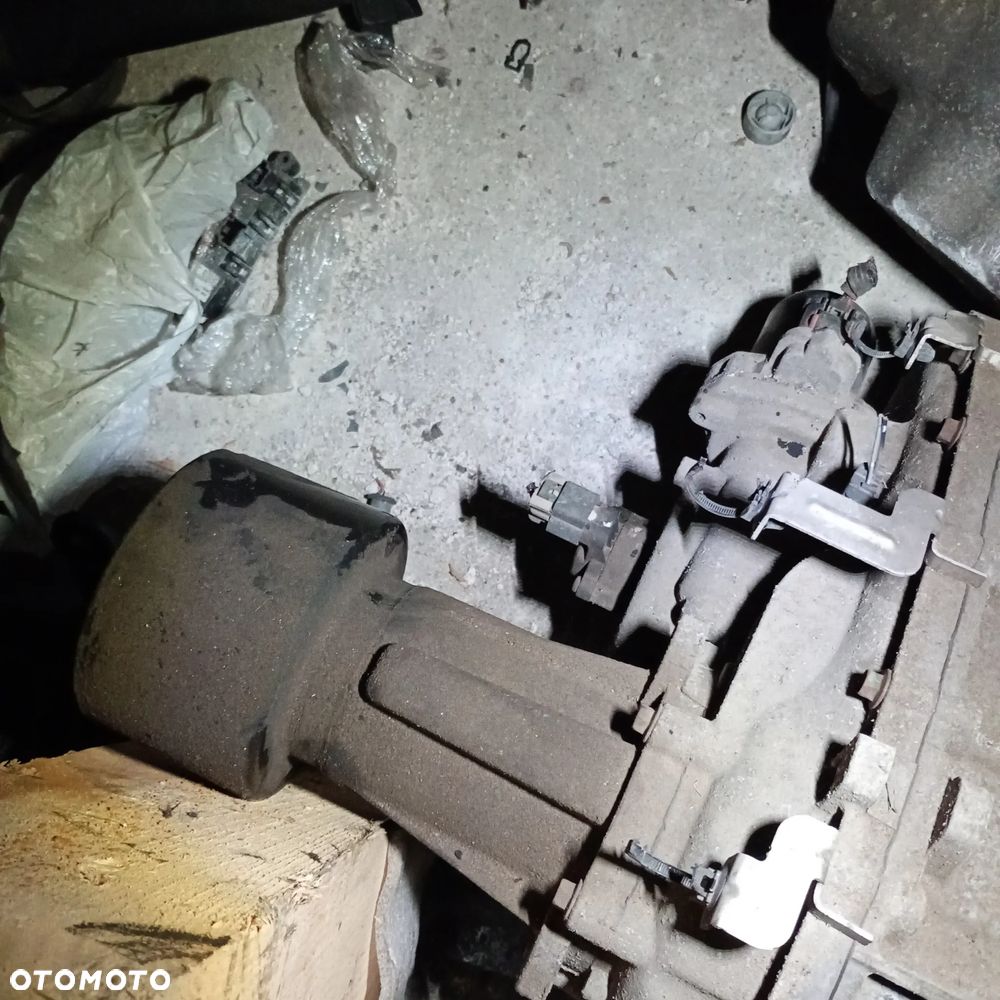 Reduktor skrzyni biegów Navara D23 2,3DCI automat - 4