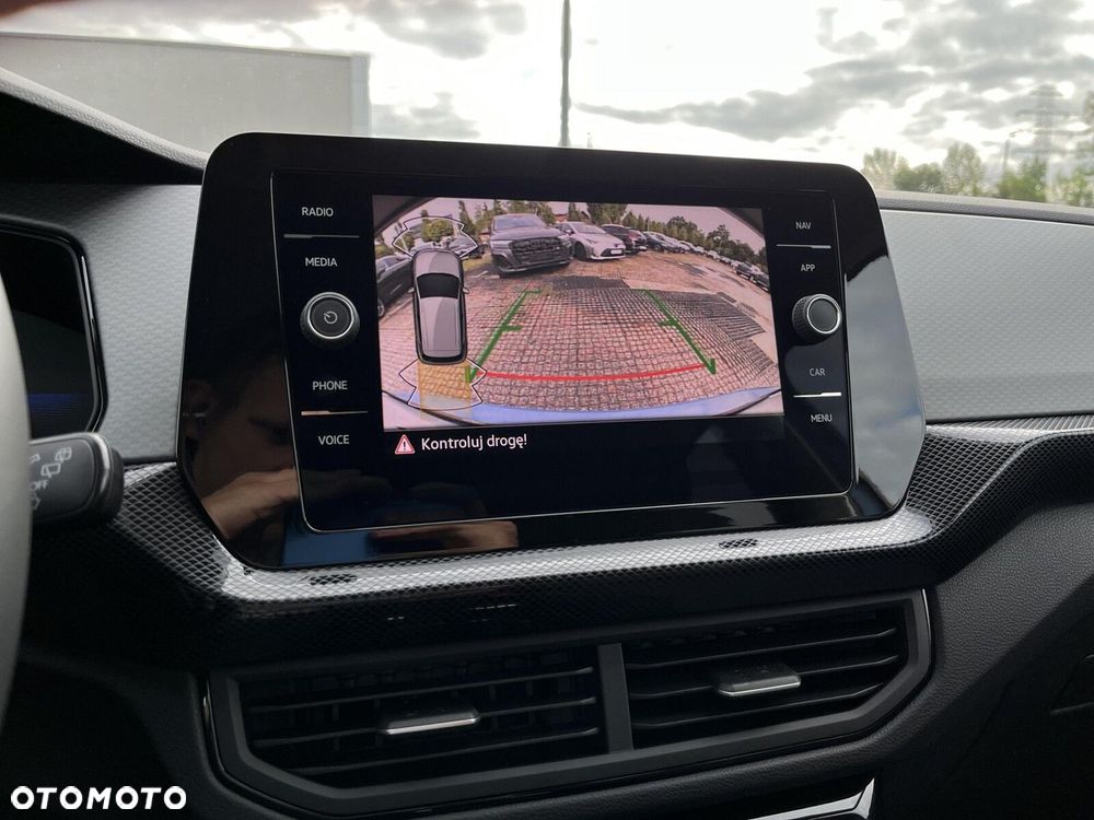 Volkswagen T-Cross - 28