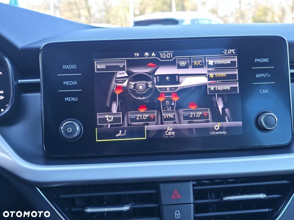 Skoda Kamiq 1.5 TSI Style DSG - 21