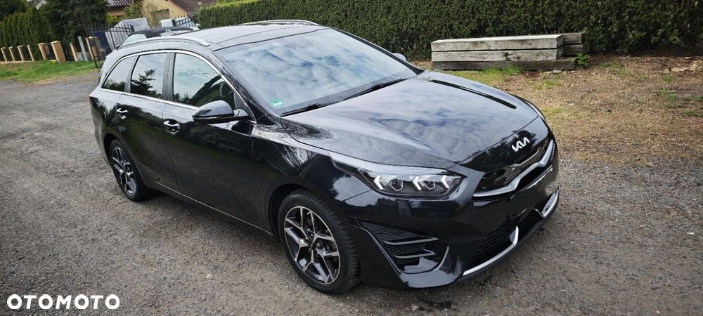 Kia Ceed 1.6 GDI DCT OPF Platinum Edition - 15
