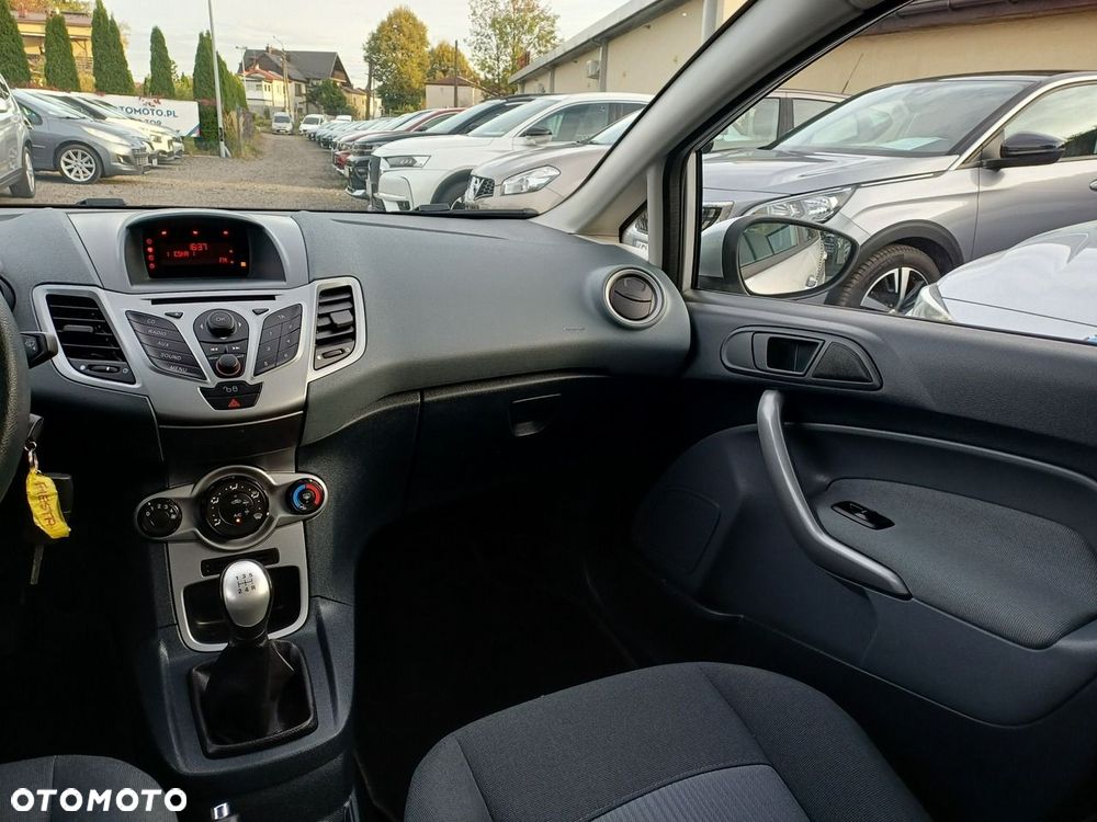 Ford Fiesta 1.25 Silver X - 20
