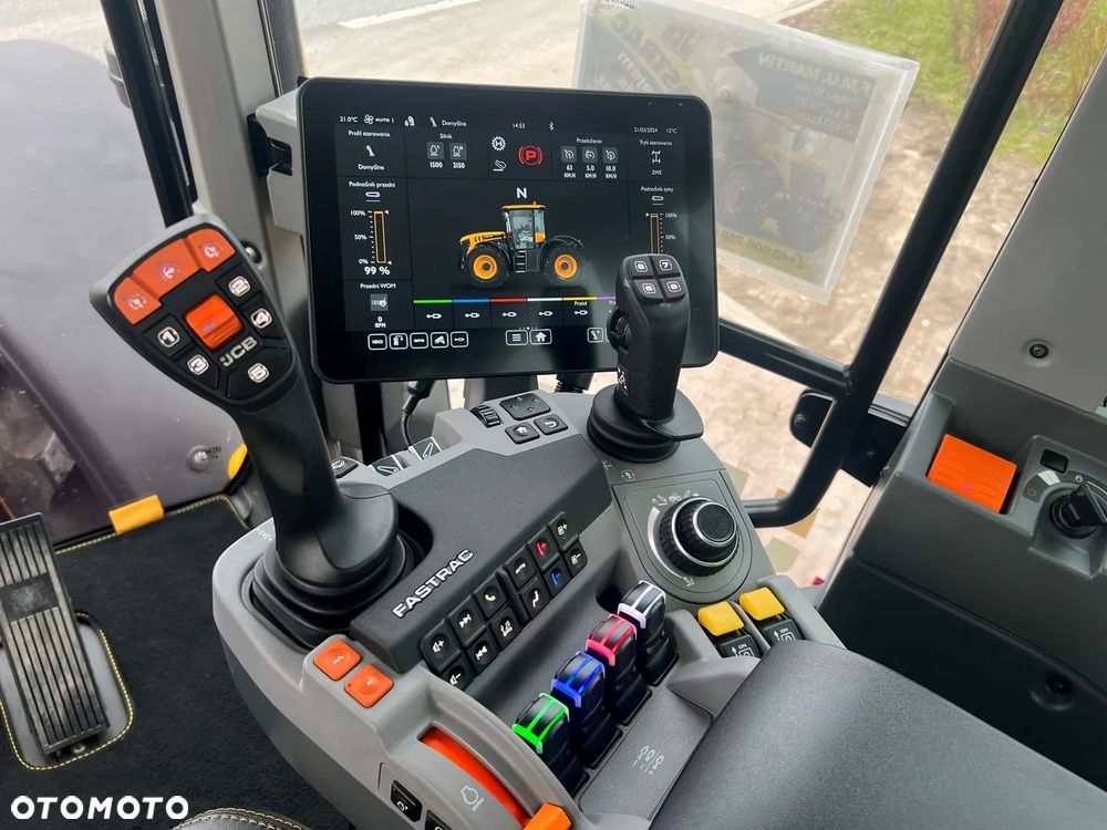 JCB Fastrac 4220 ICON | DEMO |220 KM |2022 ROK - 27